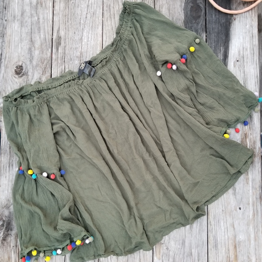 Off Shoulder Blouse - image 1